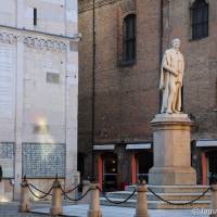 Piazza Torre Modena - 10