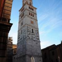 Piazza Torre Modena - 9