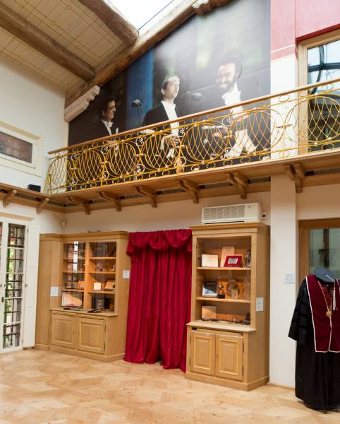 casa-museo-luciano-pavarotti-6.jpg