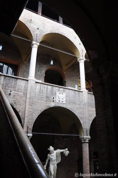 Palazzo Comunale Modena - 16