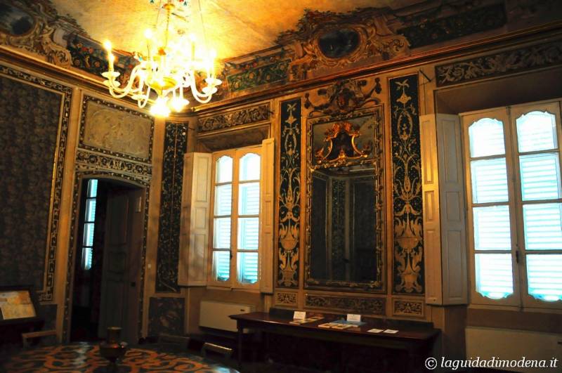 Palazzo d'Aragona Coccapani Modena - 23