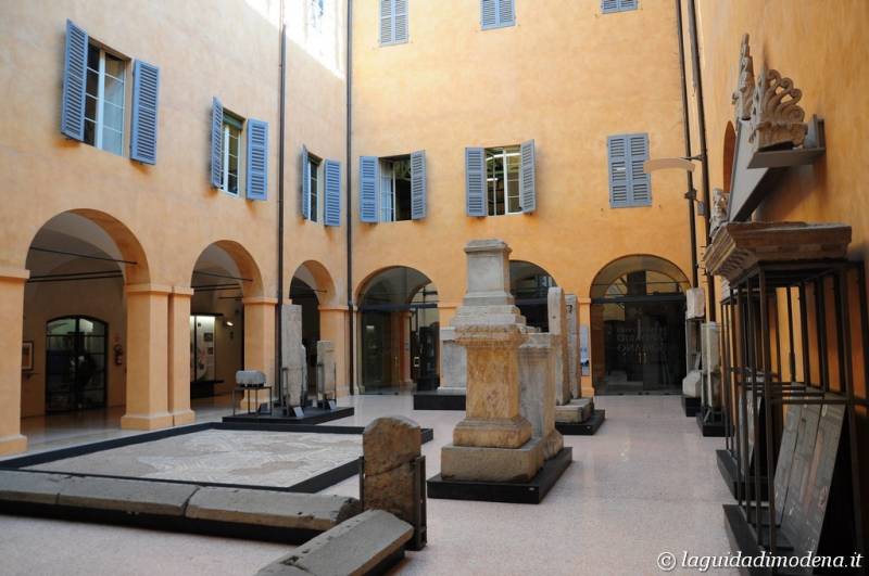 Palazzo dei Musei (Musei) Modena - 16